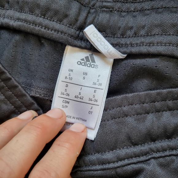 Woman's Adidas Trio Tapered Jogger Track Pants Size Small Black - Picture 10 of 13